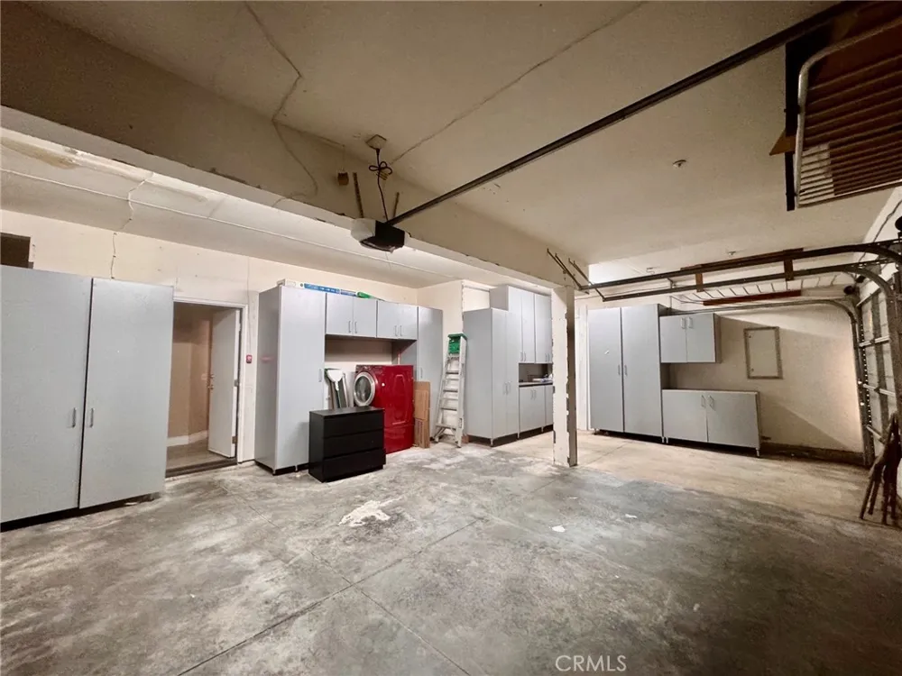 14880 Southend Street Fontana, CA 92336