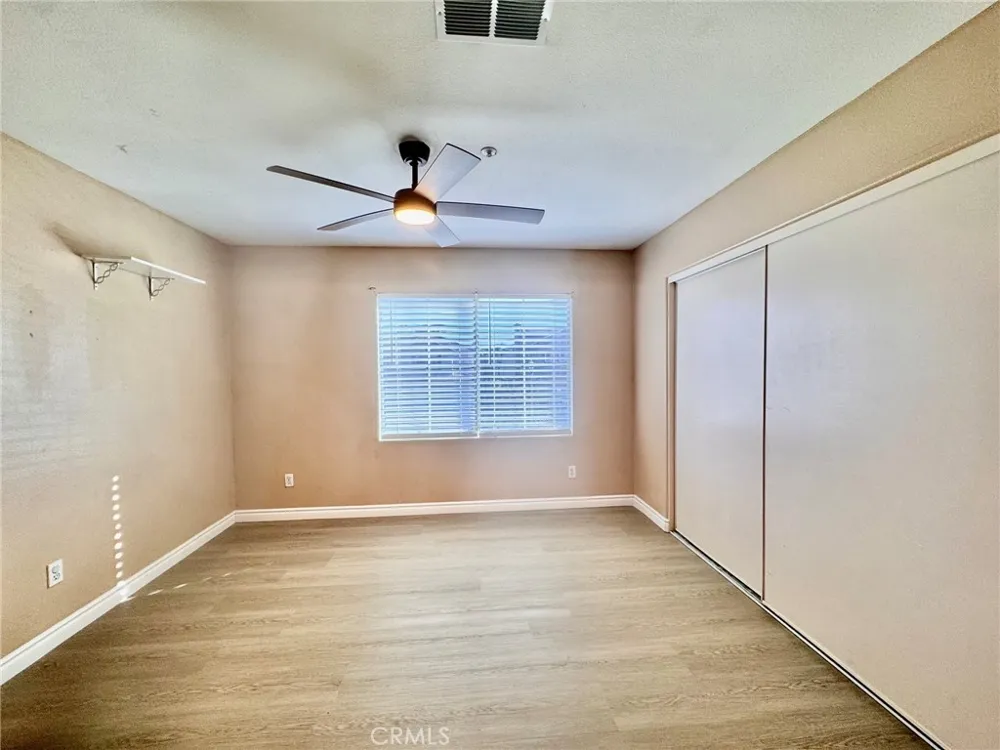 14880 Southend Street Fontana, CA 92336