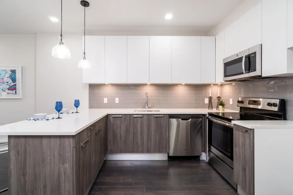 6122 HUDSON AVE West New York, NJ 07093