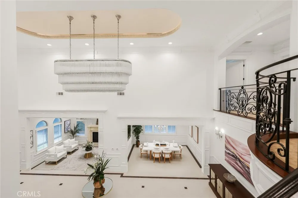 3255 Lombardy Road Pasadena, CA 91107