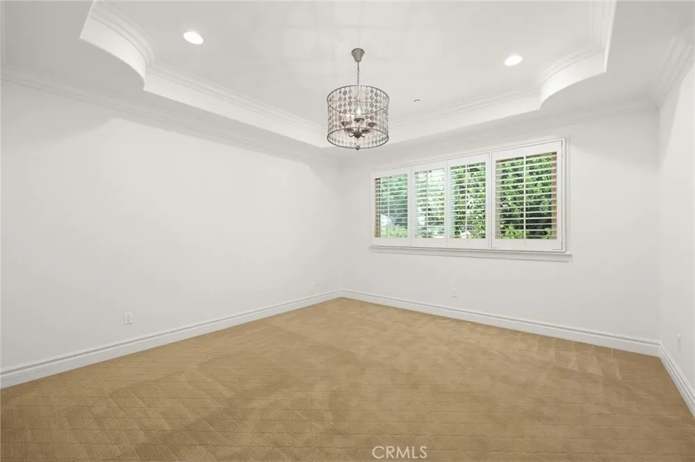3255 Lombardy Road Pasadena, CA 91107