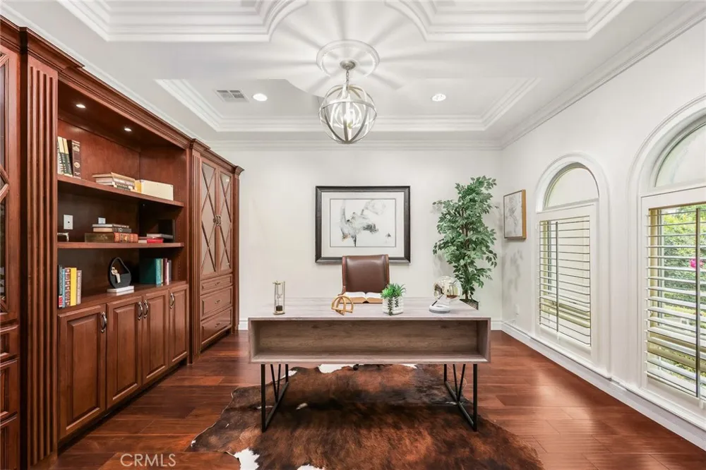 3255 Lombardy Road Pasadena, CA 91107