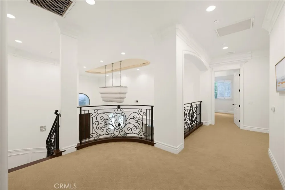 3255 Lombardy Road Pasadena, CA 91107