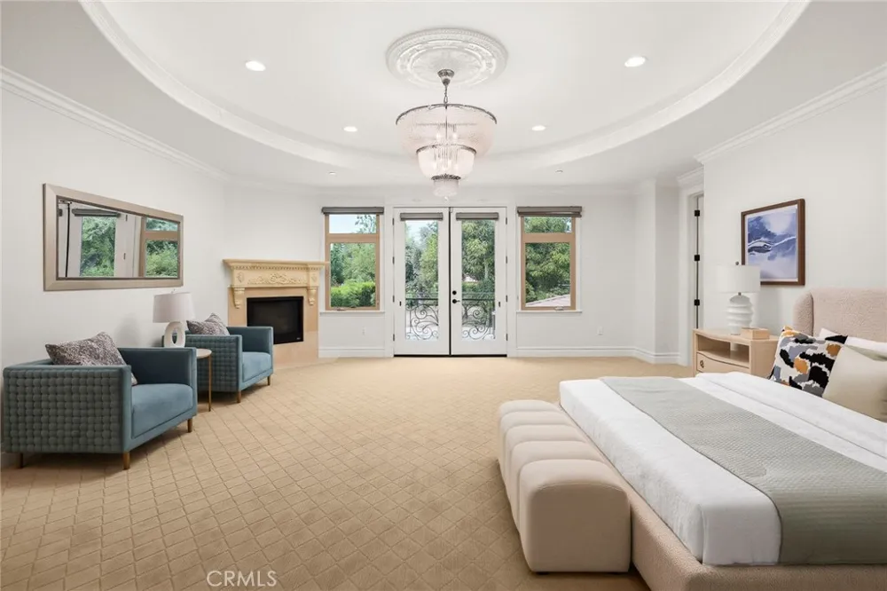 3255 Lombardy Road Pasadena, CA 91107