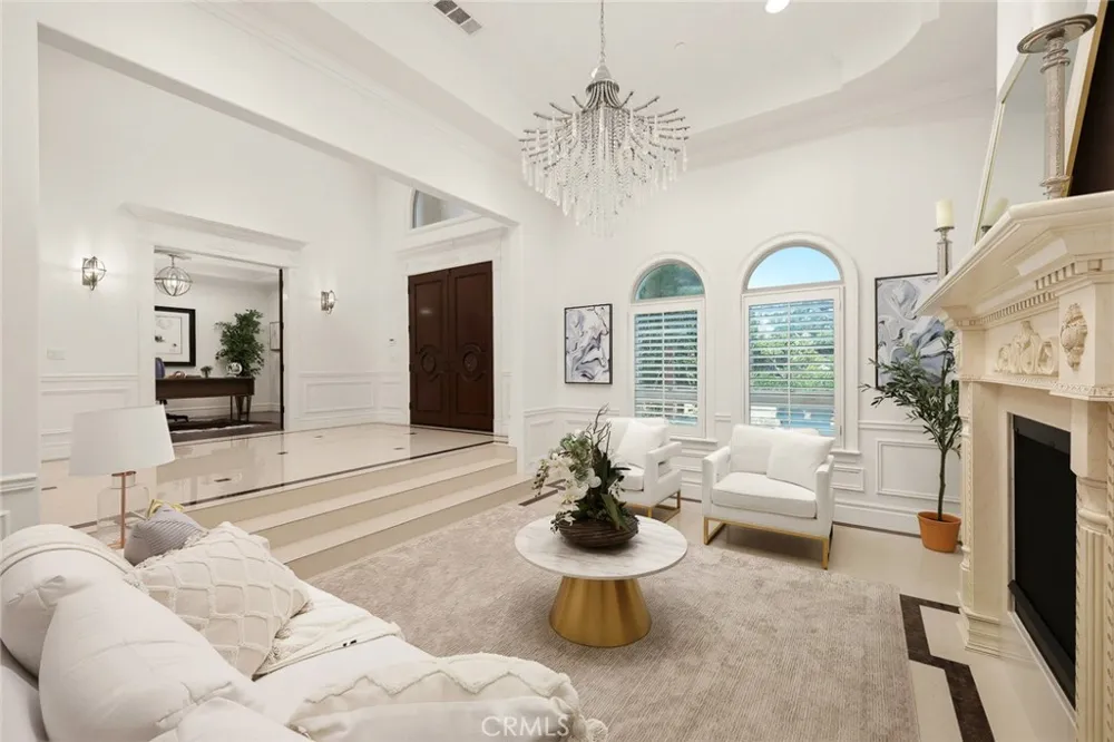 3255 Lombardy Road Pasadena, CA 91107