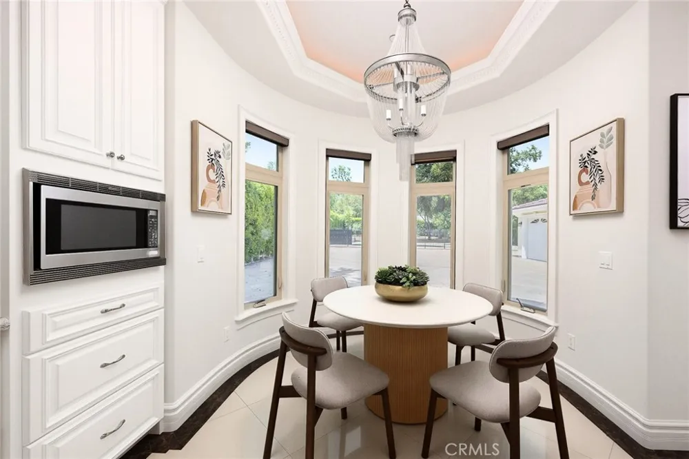 3255 Lombardy Road Pasadena, CA 91107