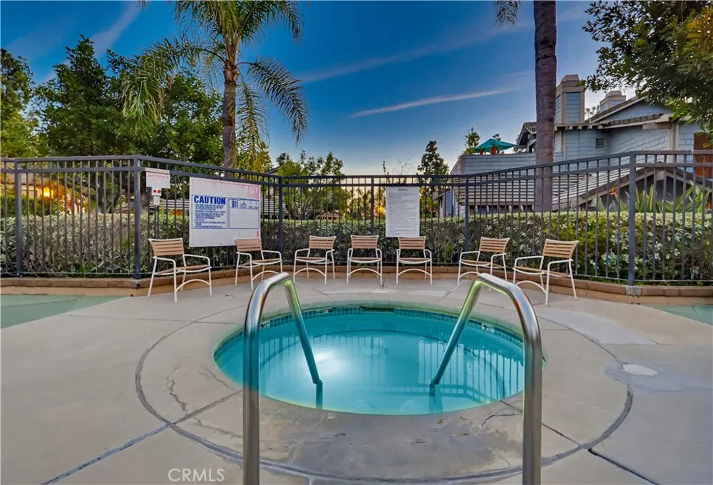 6650 Pine Bluff Whittier, CA 90601