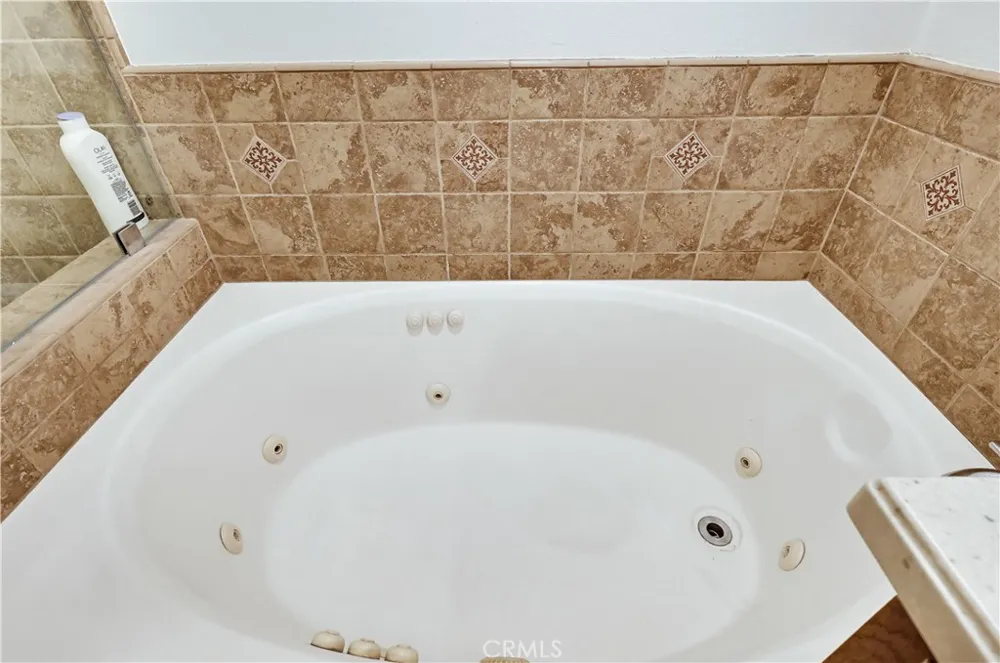 6650 Pine Bluff Whittier, CA 90601