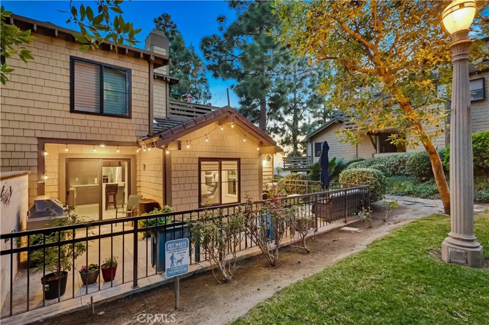 6650 Pine Bluff Whittier, CA 90601