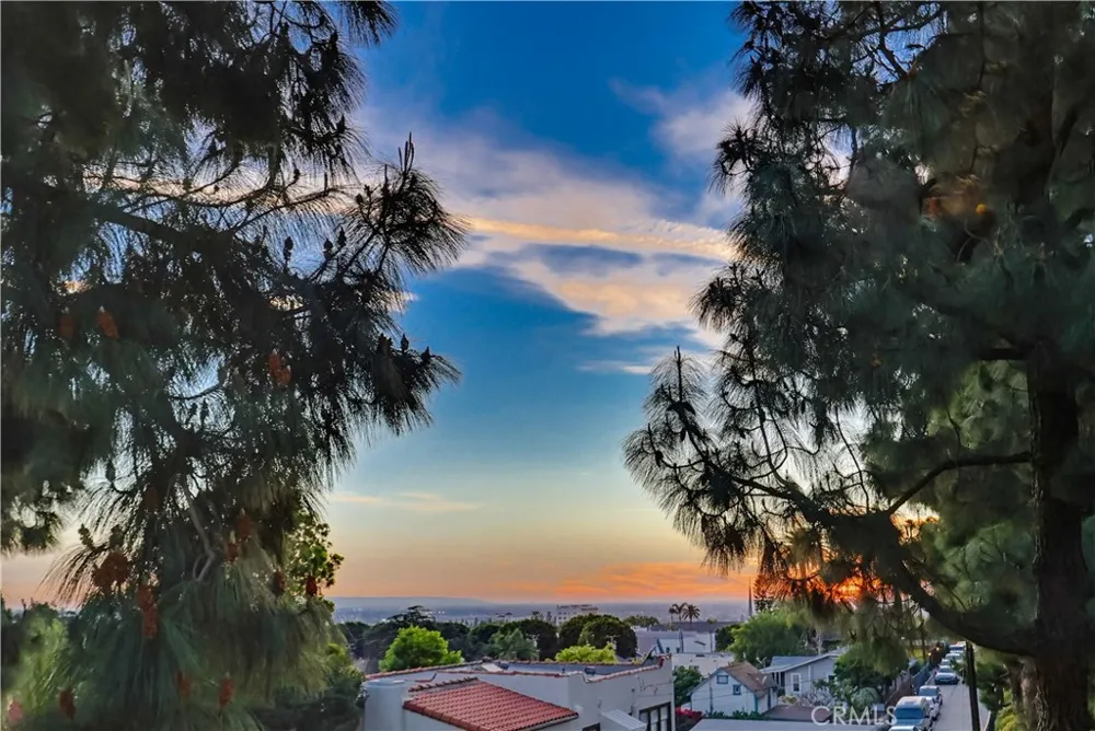 6650 Pine Bluff Whittier, CA 90601