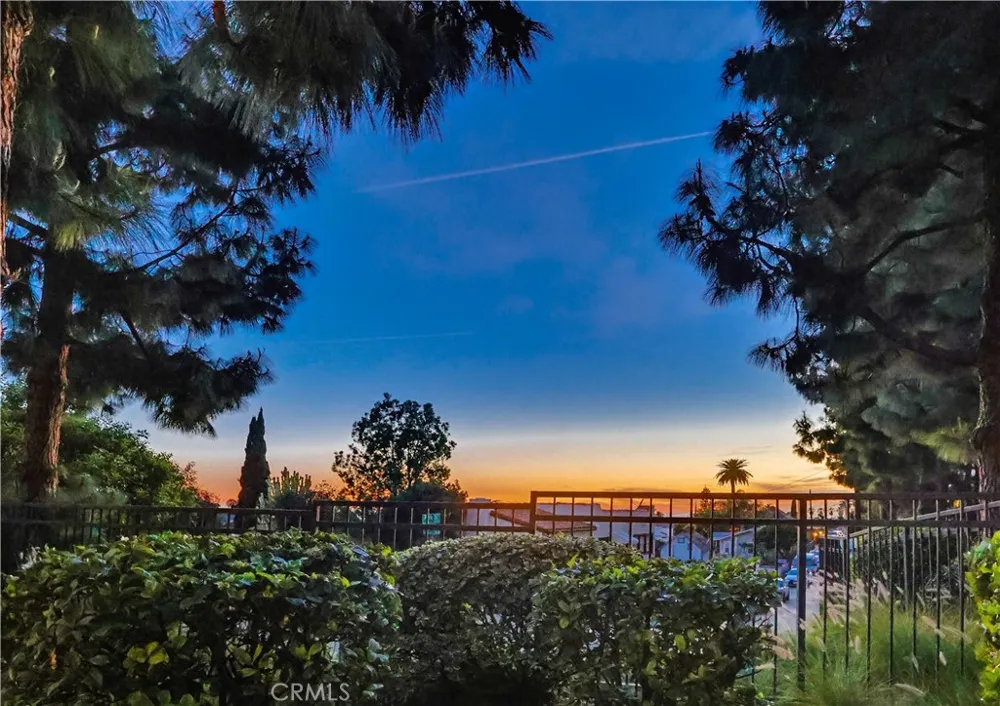 6650 Pine Bluff Whittier, CA 90601