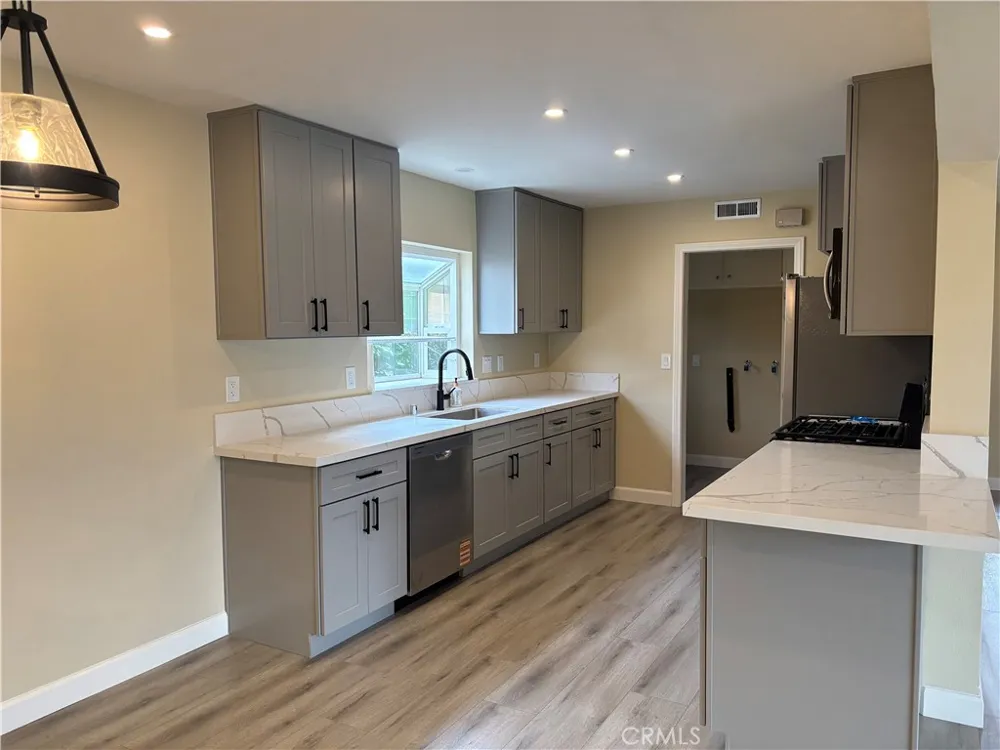 1022 Concord St Santa Ana, CA 92701