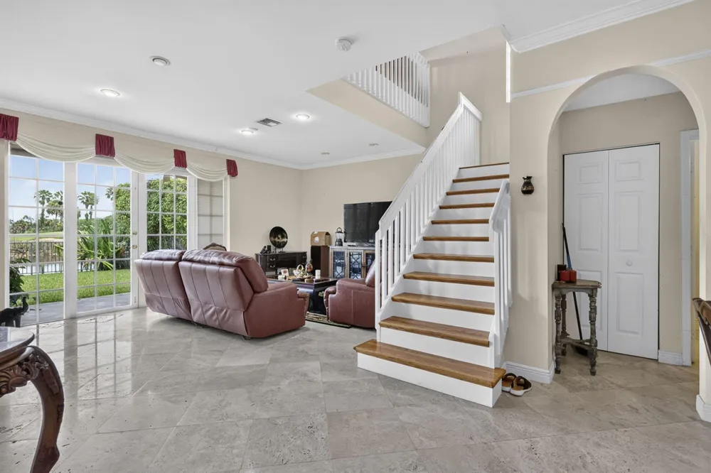 1158 OAKWATER DRIVE Royal Palm Beach, FL 33411