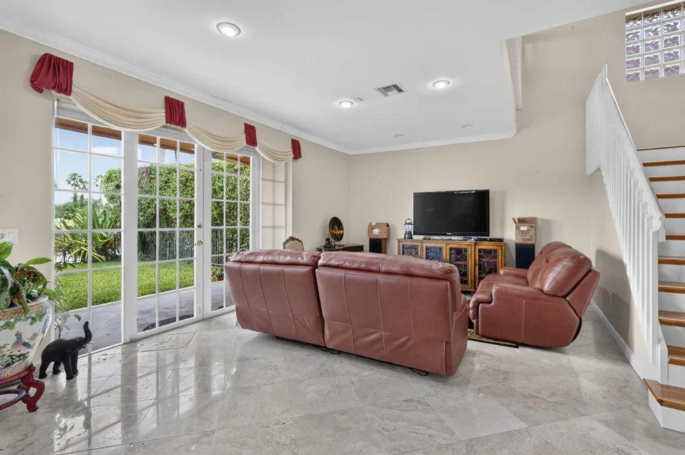1158 OAKWATER DRIVE Royal Palm Beach, FL 33411