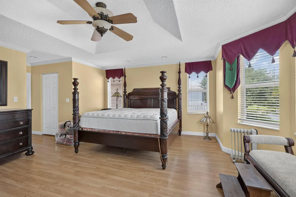 1158 OAKWATER DRIVE Royal Palm Beach, FL 33411