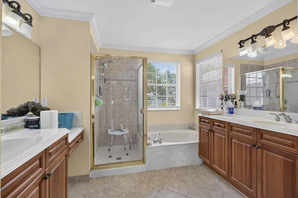 1158 OAKWATER DRIVE Royal Palm Beach, FL 33411