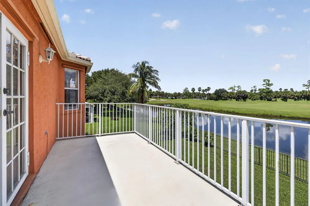 1158 OAKWATER DRIVE Royal Palm Beach, FL 33411