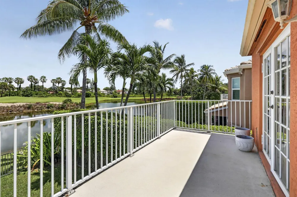 1158 OAKWATER DRIVE Royal Palm Beach, FL 33411