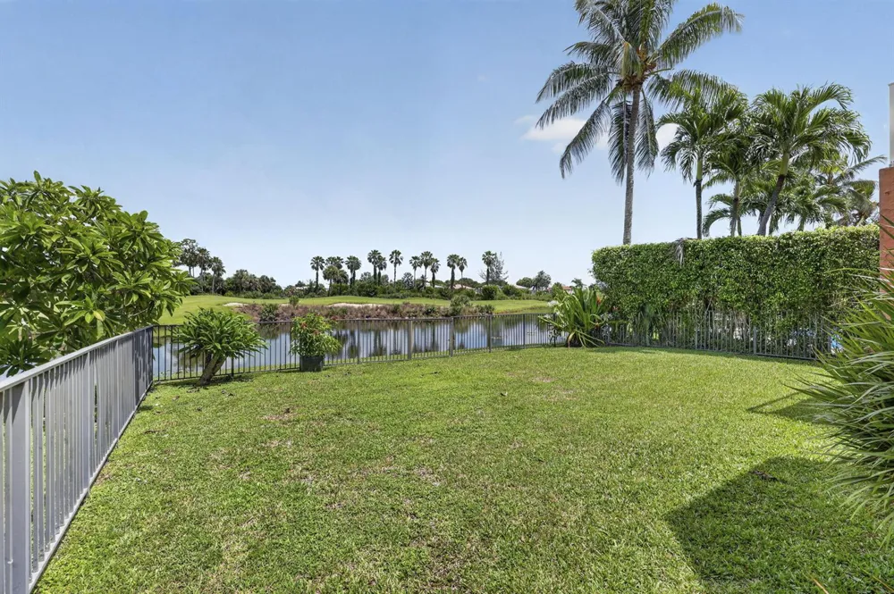 1158 OAKWATER DRIVE Royal Palm Beach, FL 33411