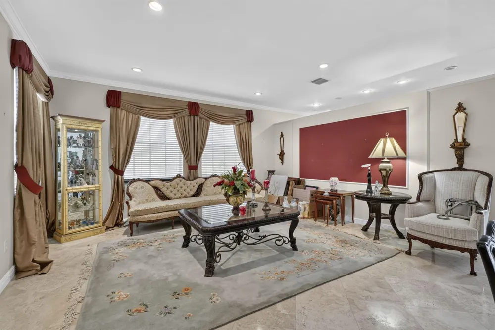 1158 OAKWATER DRIVE Royal Palm Beach, FL 33411