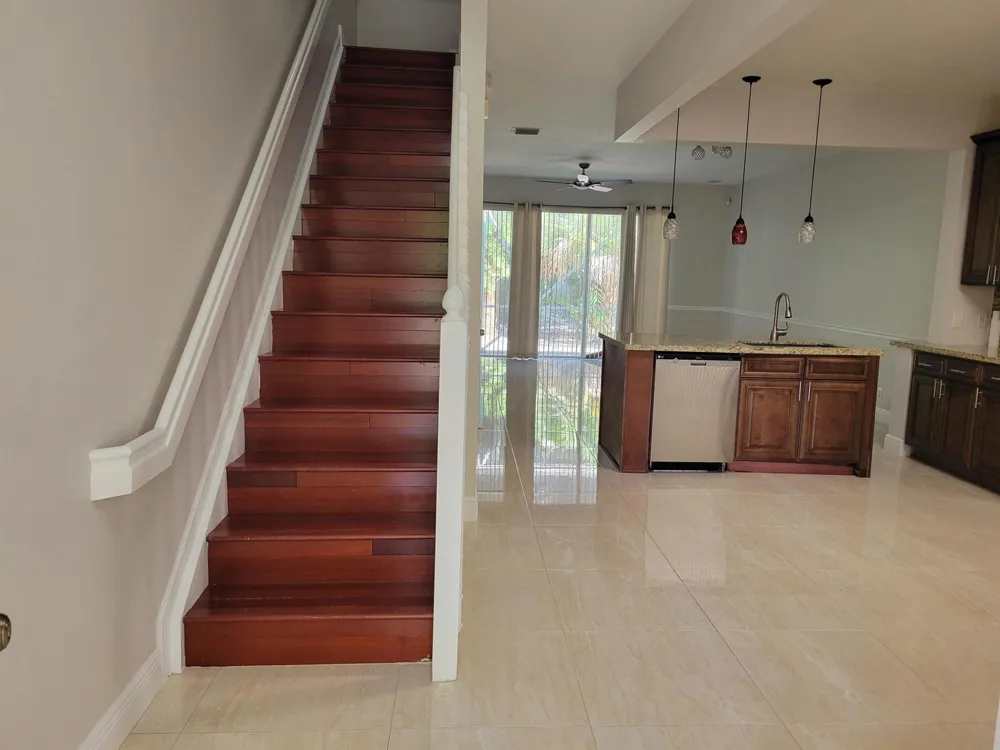 1042 Woodfield Road 