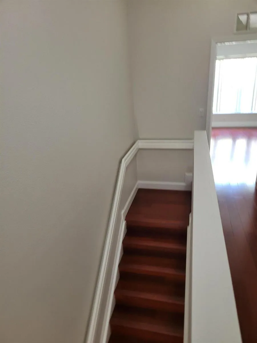 1042 Woodfield Road 
