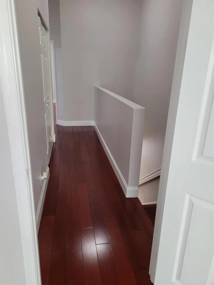 1042 Woodfield Road 