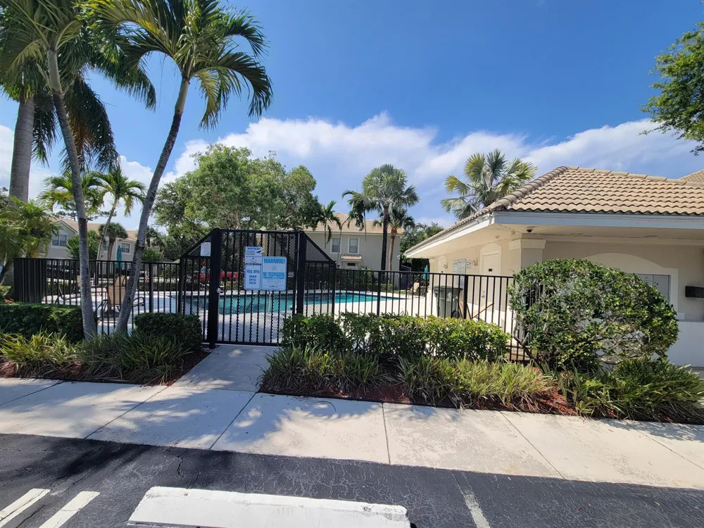 1042 Woodfield Road 