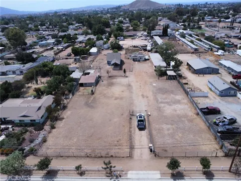 3540 Hillside