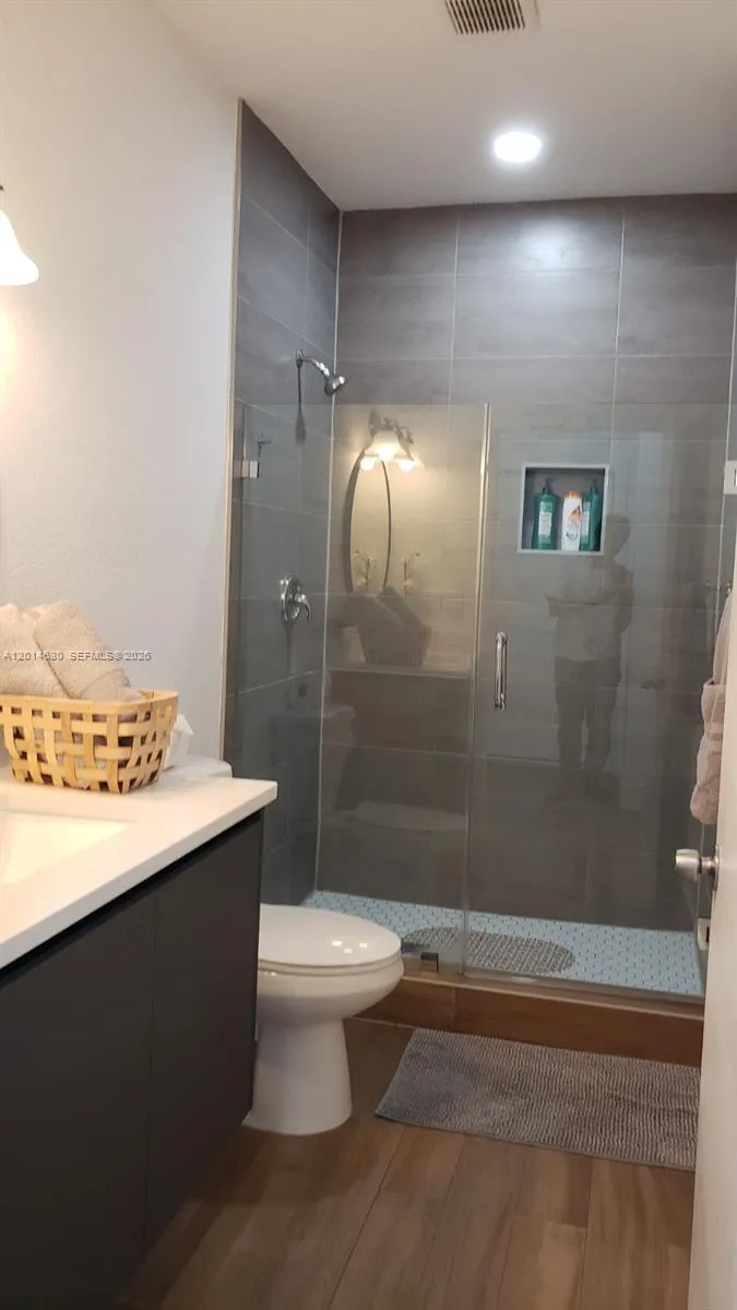 613 NW 10th St Hallandale Beach, FL 33009