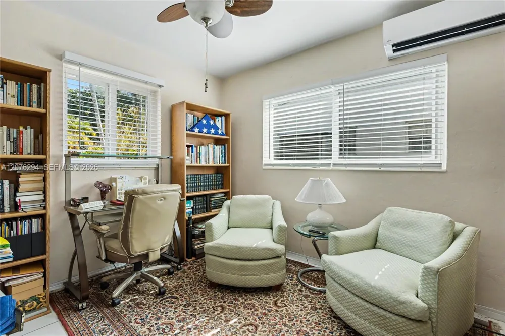 1523 Liberty St Hollywood, FL 33020