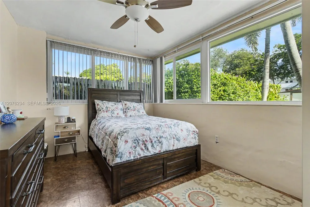 1523 Liberty St Hollywood, FL 33020