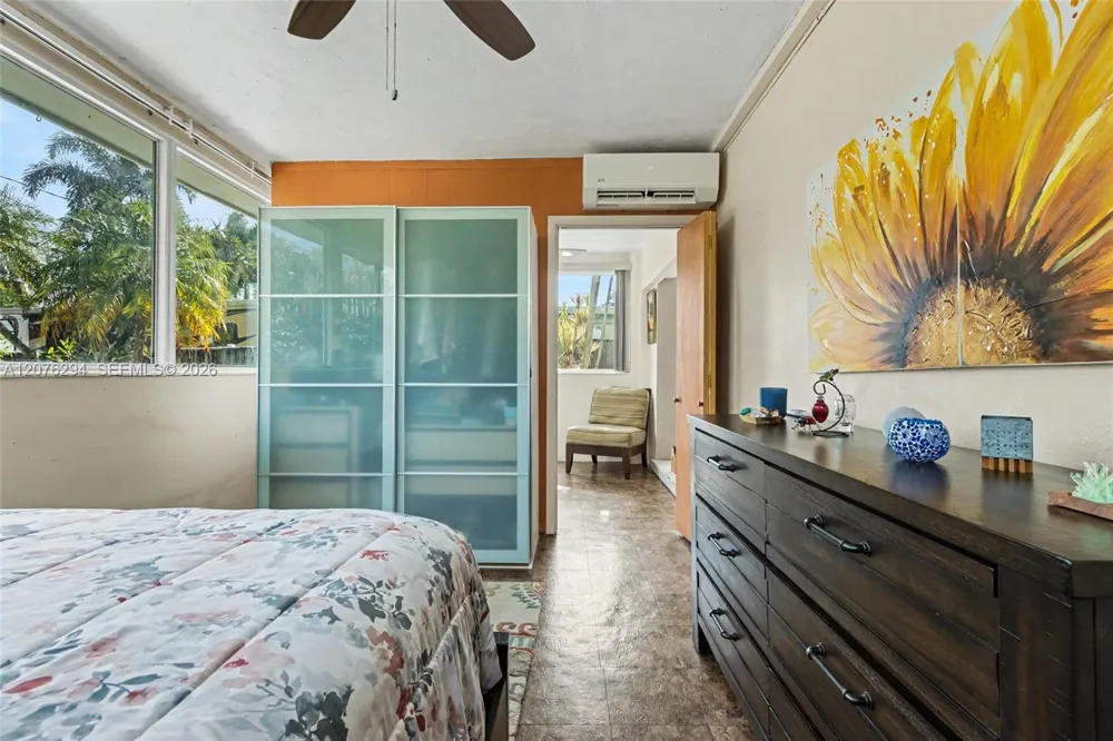 1523 Liberty St Hollywood, FL 33020