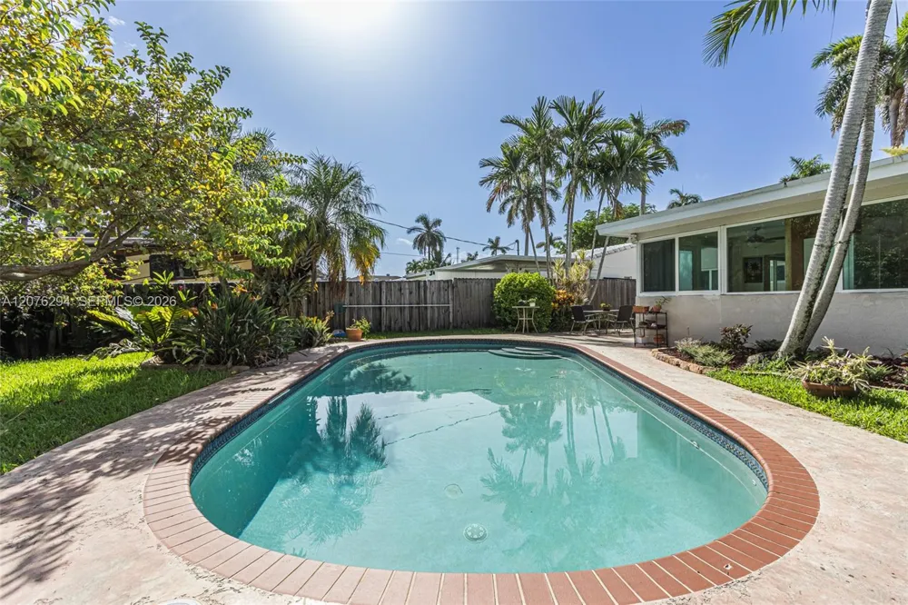 1523 Liberty St Hollywood, FL 33020