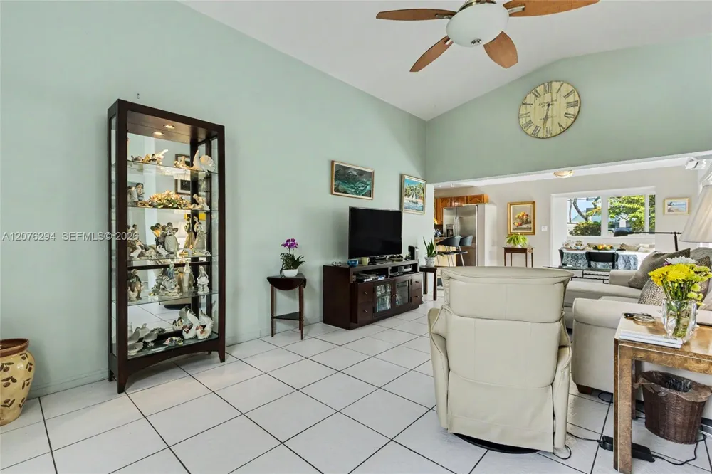 1523 Liberty St Hollywood, FL 33020