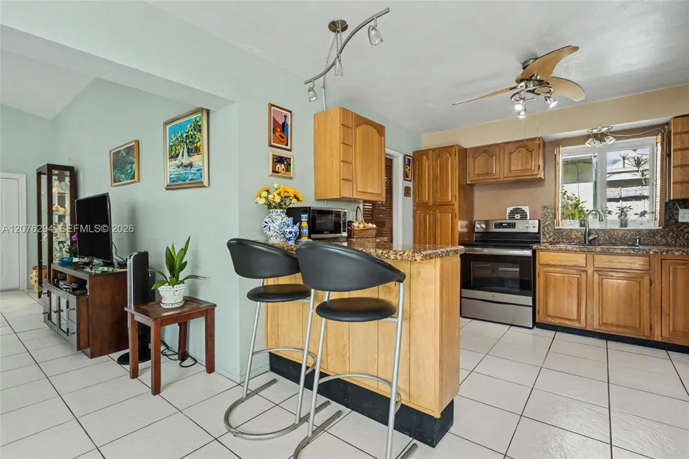1523 Liberty St Hollywood, FL 33020