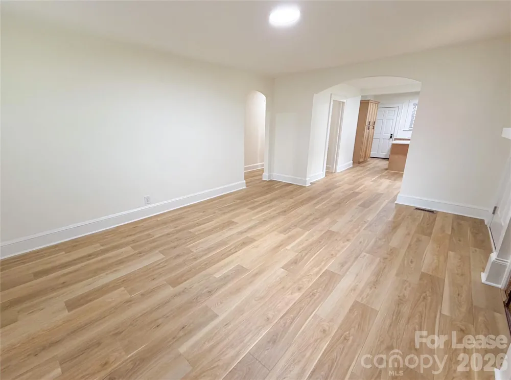 531 E Front Street Statesville, NC 28677