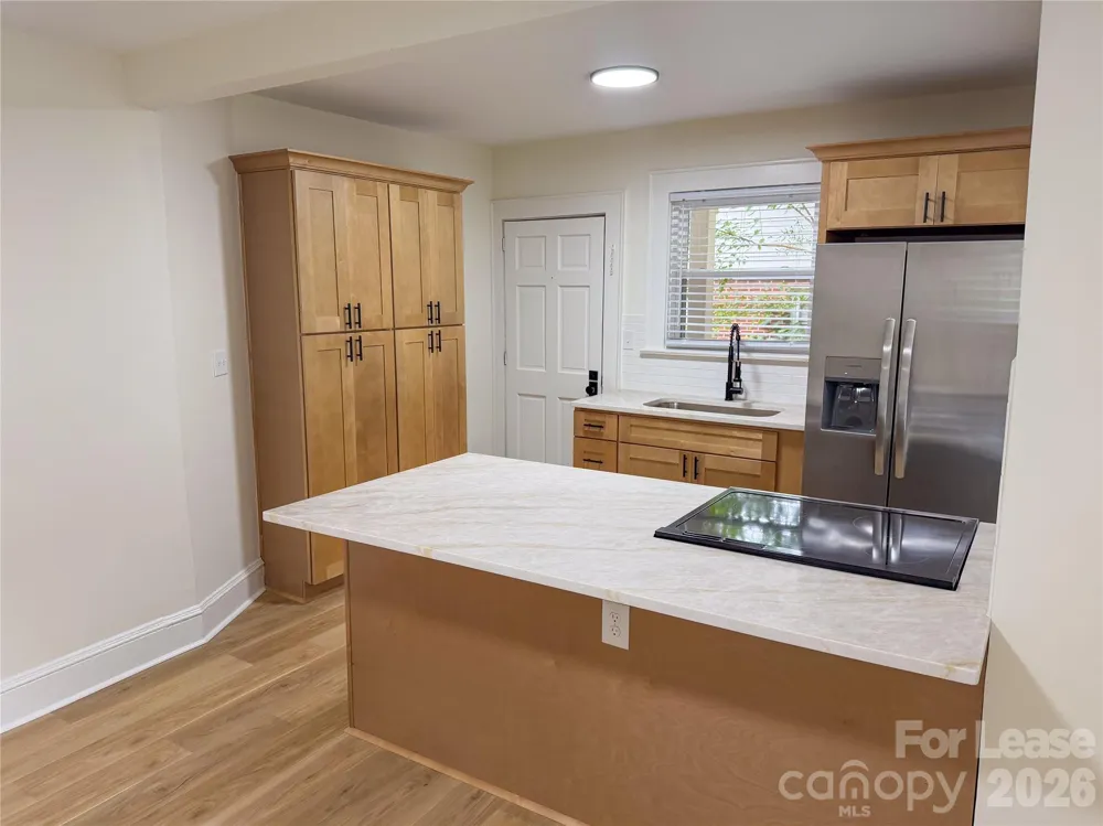 531 E Front Street Statesville, NC 28677