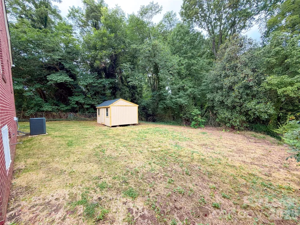531 E Front Street Statesville, NC 28677