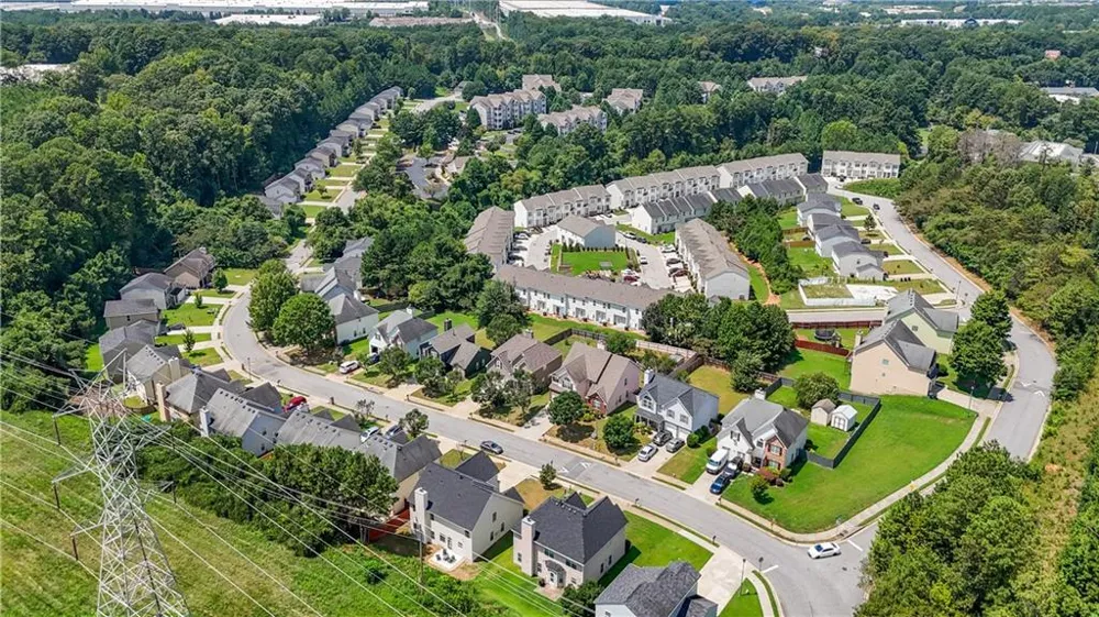 5654 Laurel Ridge Drive East Point, GA 30344