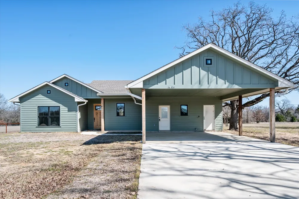 14174 Clark Drive Streetman, TX 75859