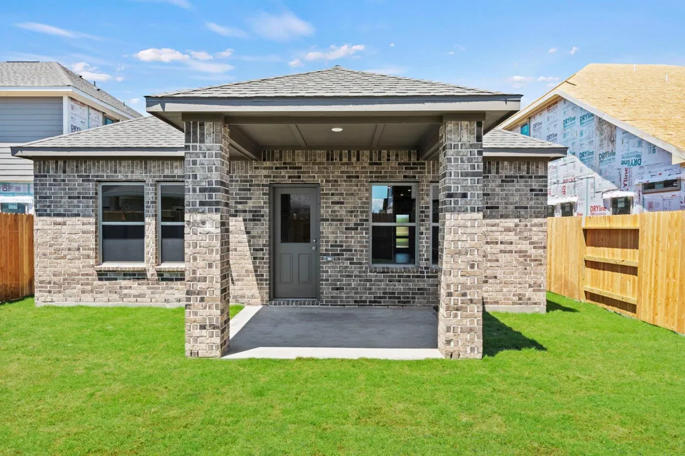 2914 Wind Cave Lane Rosharon, TX 77583