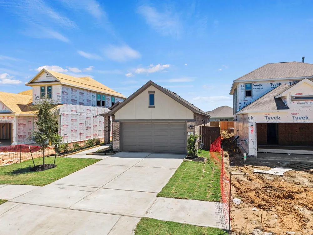 2914 Wind Cave Lane Rosharon, TX 77583