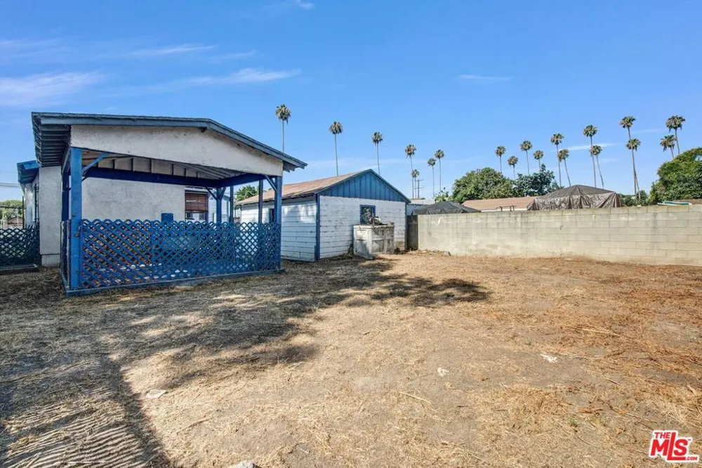 4115 W 102nd Street Inglewood, CA 90304