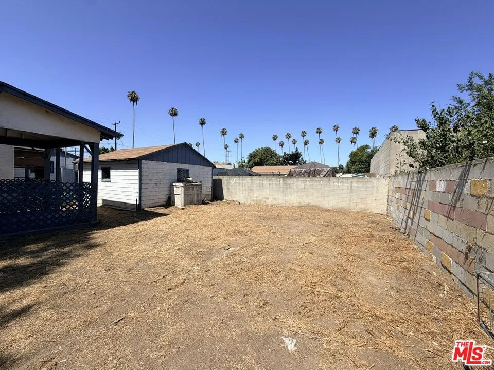 4115 W 102nd Street Inglewood, CA 90304