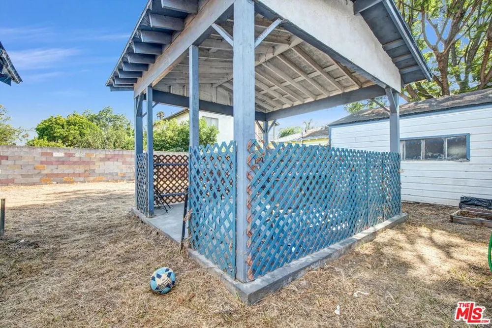 4115 W 102nd Street Inglewood, CA 90304