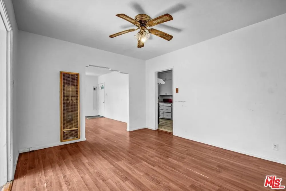4115 W 102nd Street Inglewood, CA 90304