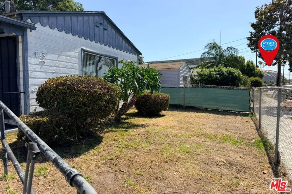 4115 W 102nd Street Inglewood, CA 90304