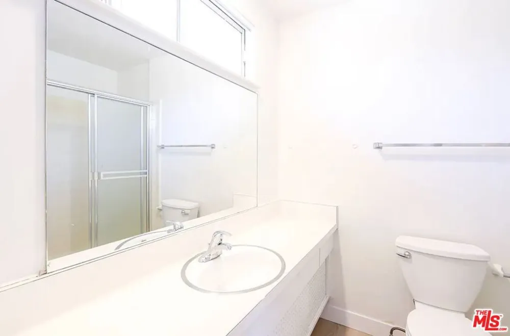 12958 Valleyheart Drive #3 Studio City, CA 91604