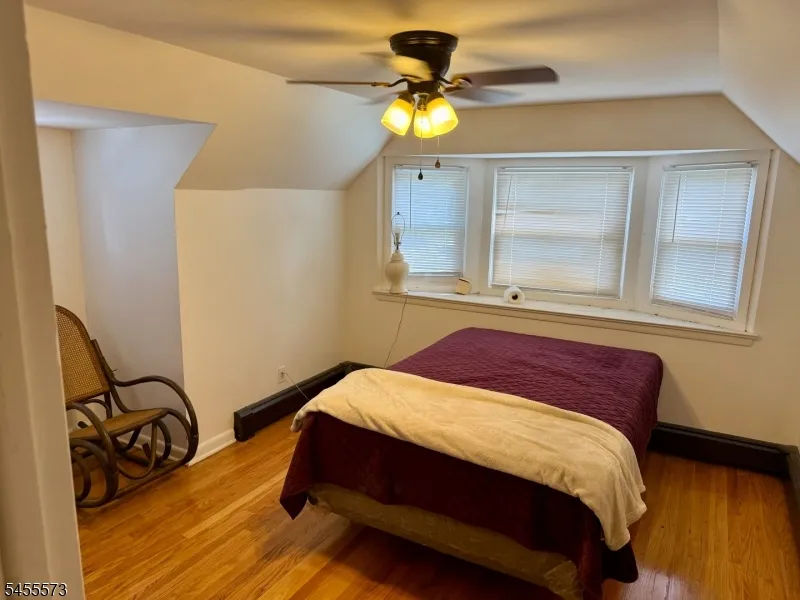 12 Shady Ln Newton Town, NJ 07860